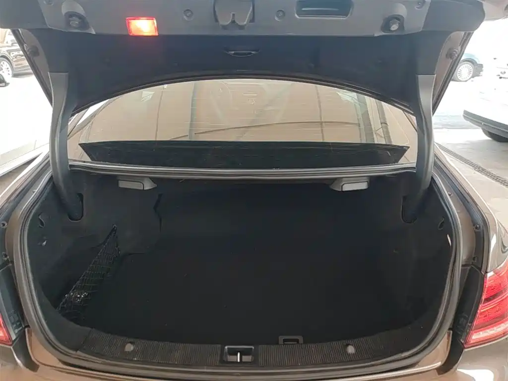 Mercedes-Benz E-Class (Import) 2014 E 200 Coupe фото 19
