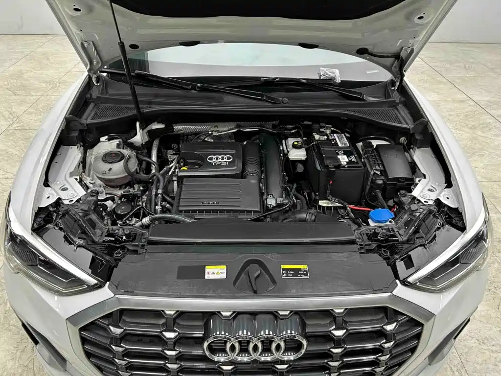 Audi Q3 2023 2023 35 TFSI Fashion Dynamic (1.4T)