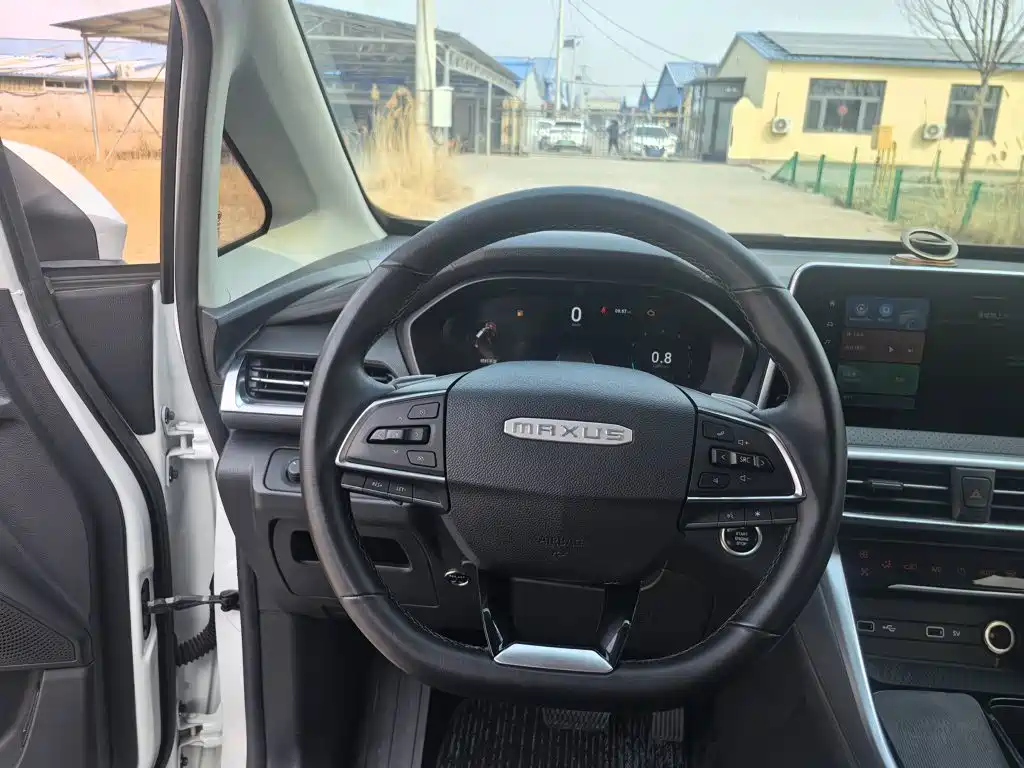 Фото 3 - Maxus Maxus G50