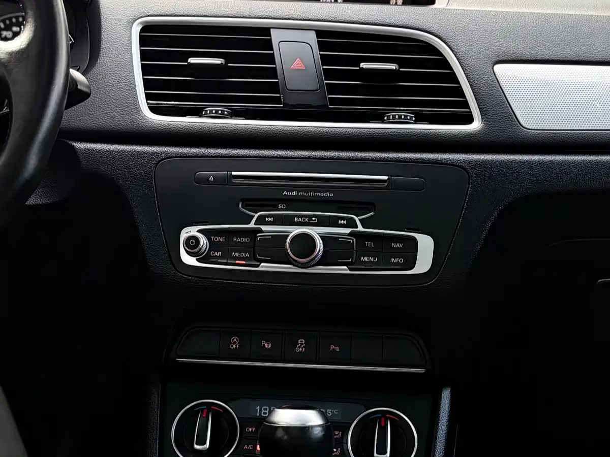 Audi Q3 2017 30 TFSI Style фото 7