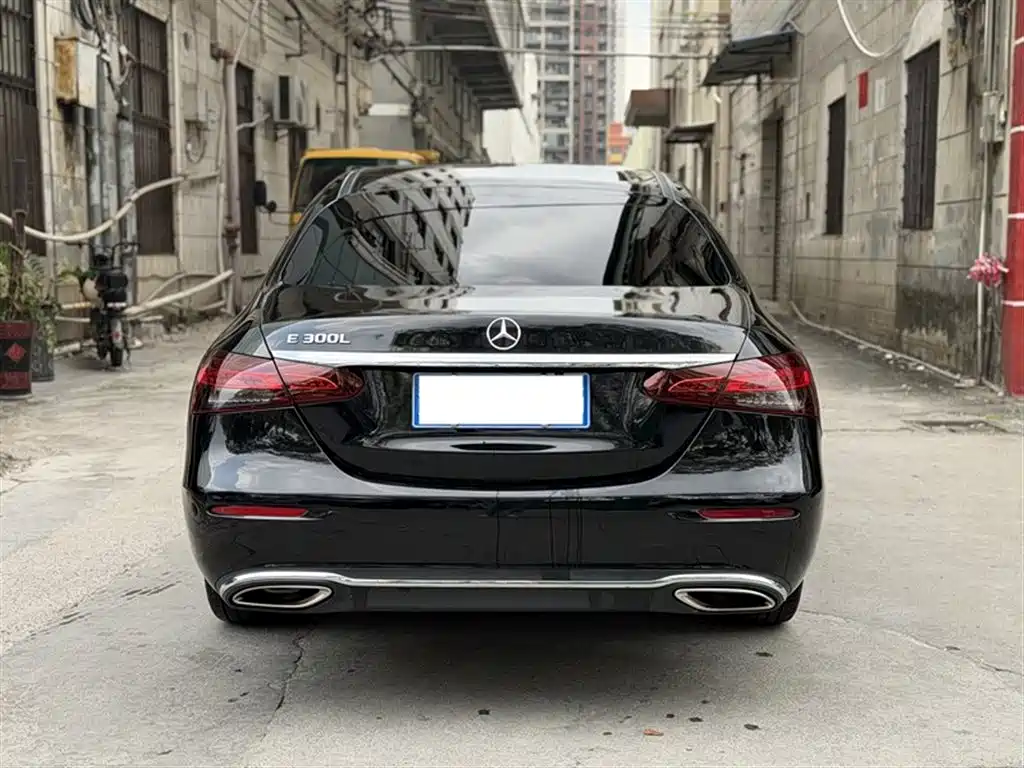 Mercedes-Benz E-Class 2016 E 200 L фото 12