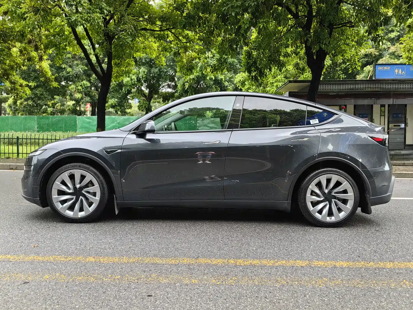 Tesla Model Y 2026 2026 Long Range Rear-Wheel Drive