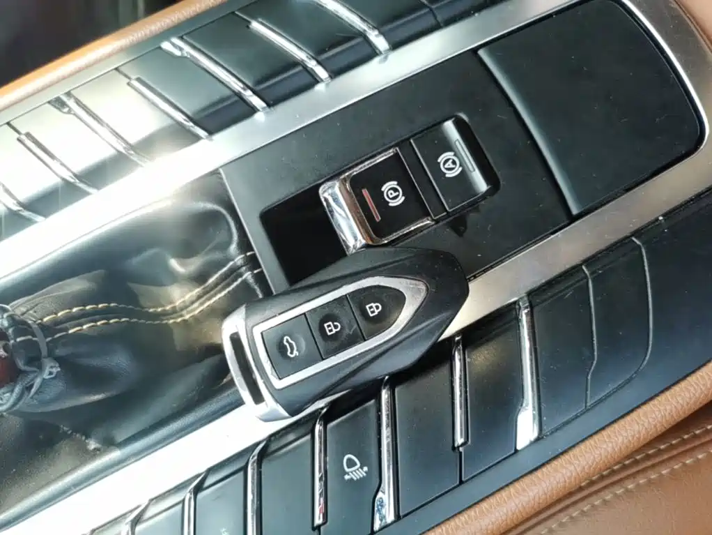 Zotye SR9 2017 2017 2.0T Manual Ultimate Road Edition
