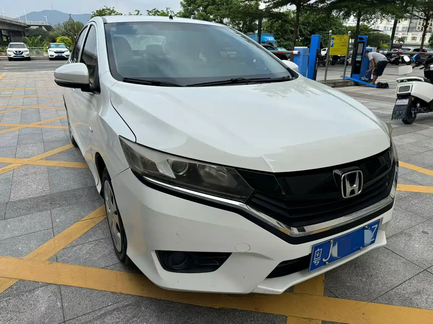 Honda Greiz 2017 2016 1.5L CVT Classic Edition