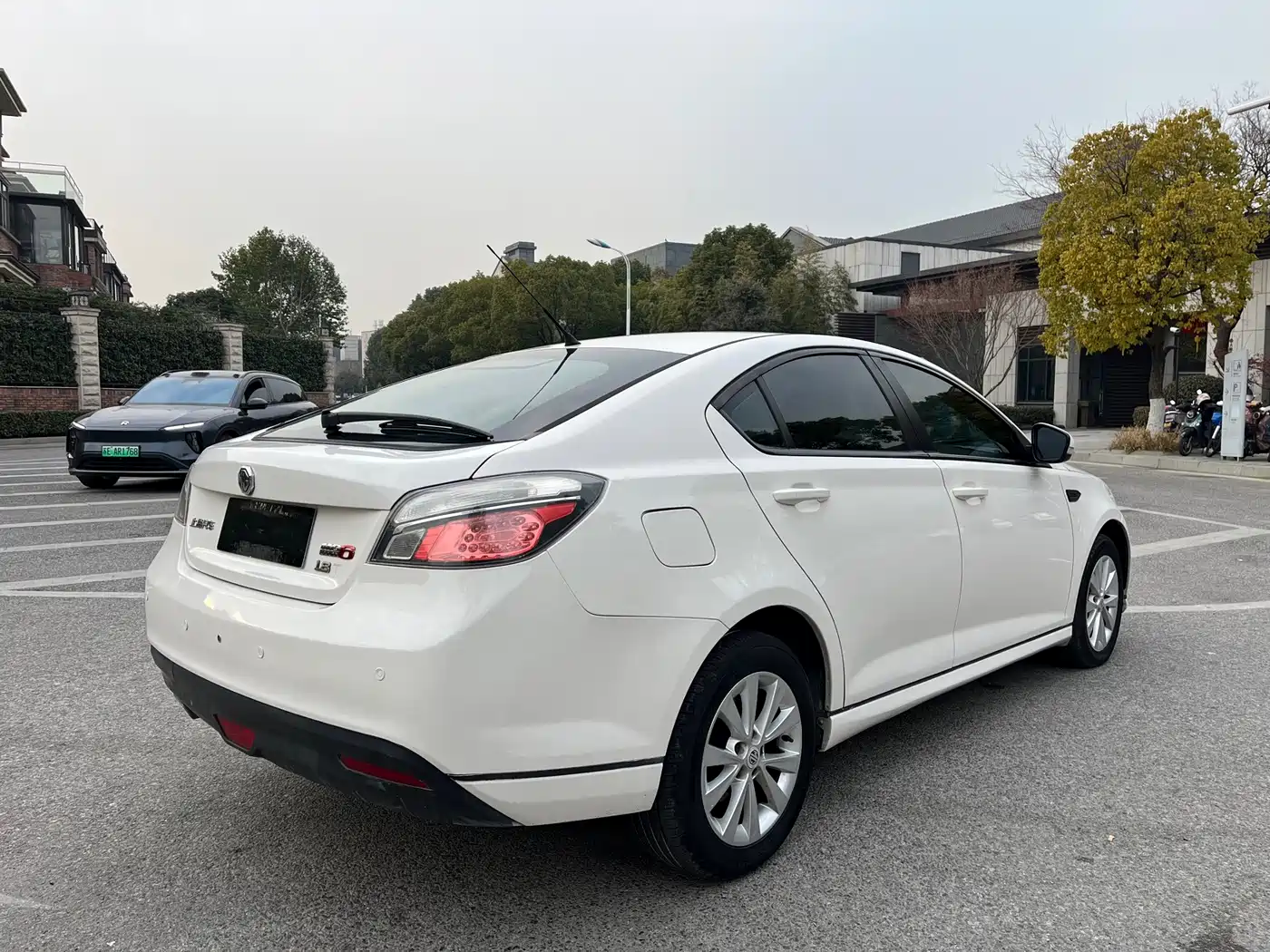 MG MG6 2013 2014 Hatchback 1.8L Automatic Driving Value Edition