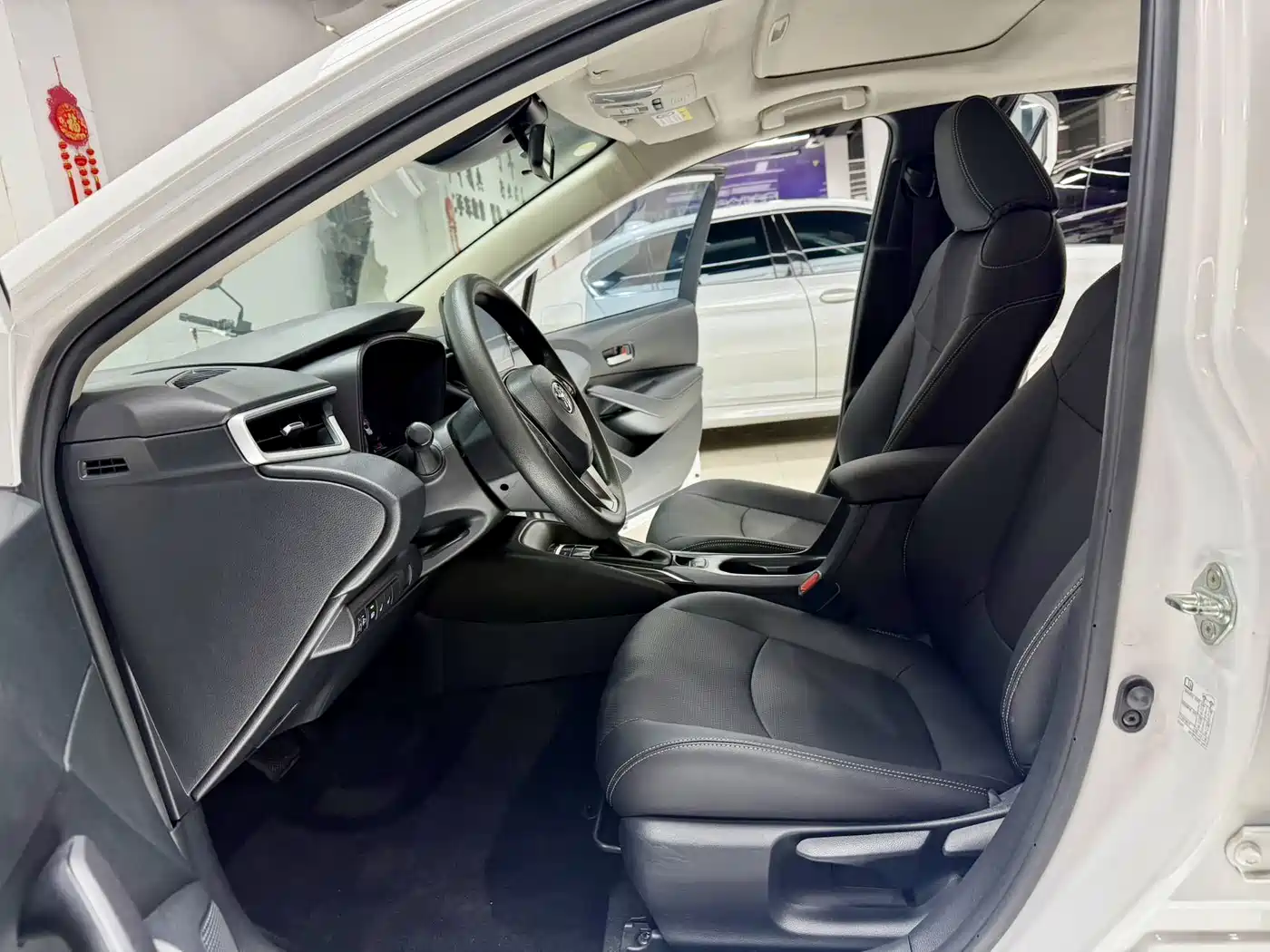 Toyota Corolla 2021 TNGA 1.5L CVT Elite Edition фото 9