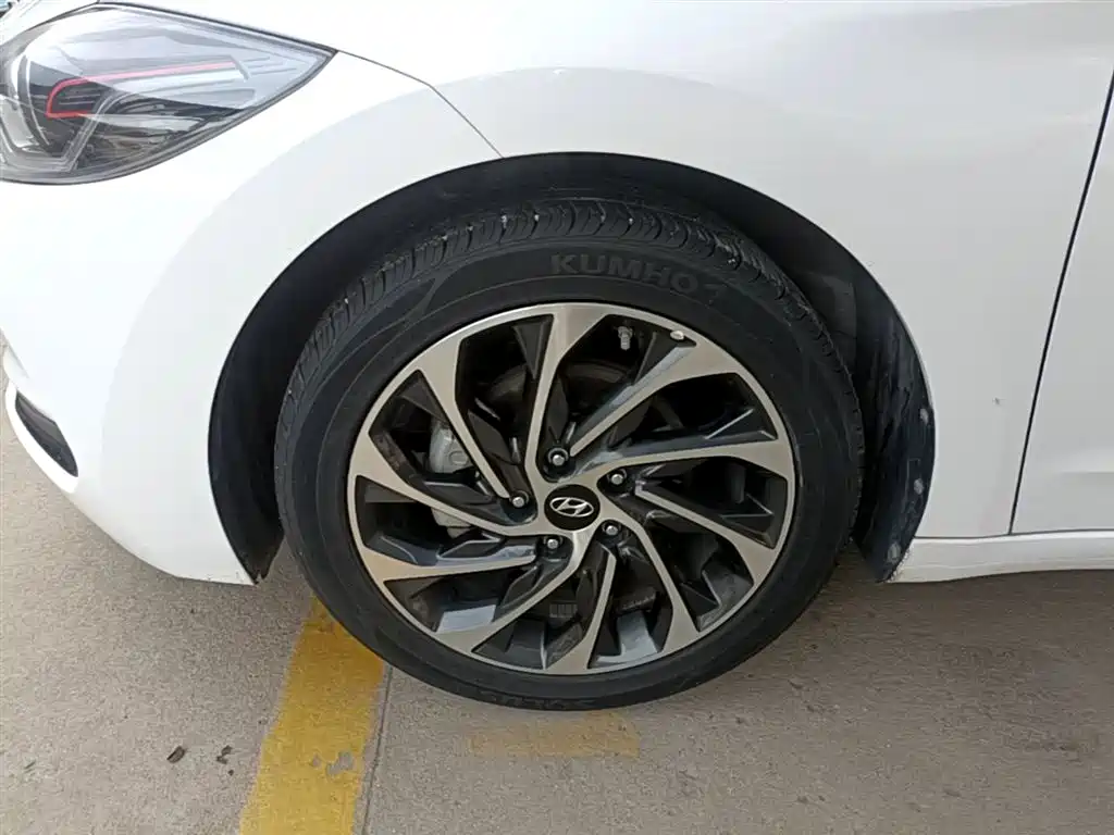 Hyundai Elantra 2019 1.4T Dual-clutch XuanDong·Vitality Type фото 23
