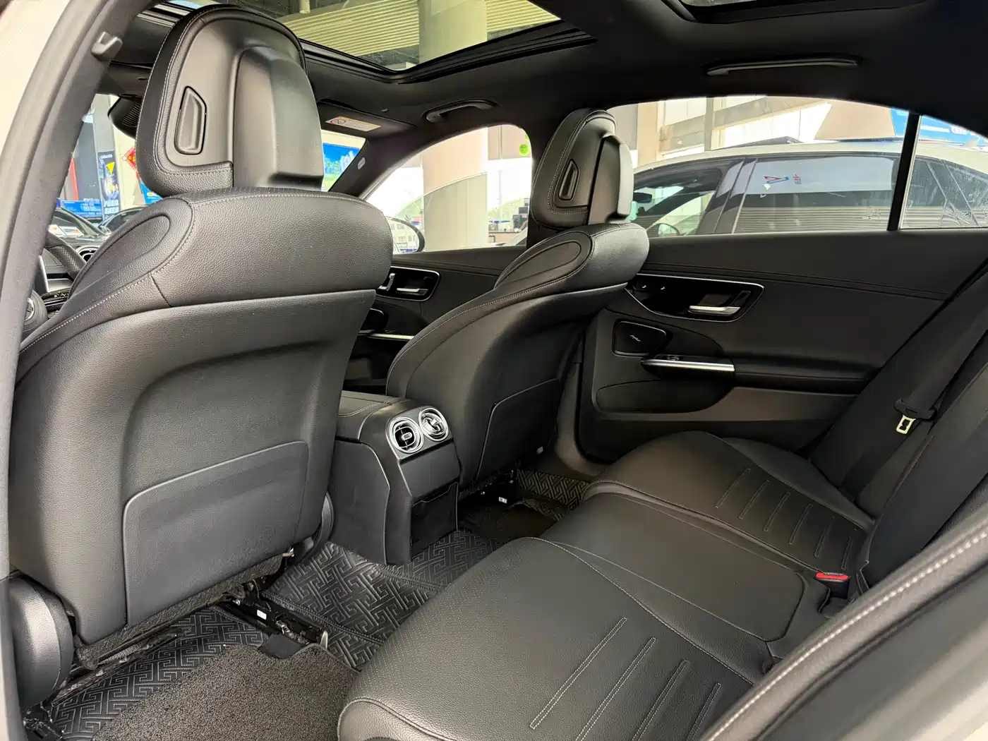 Mercedes-Benz C-Class 2022 C 260 L Sport Edition фото 8