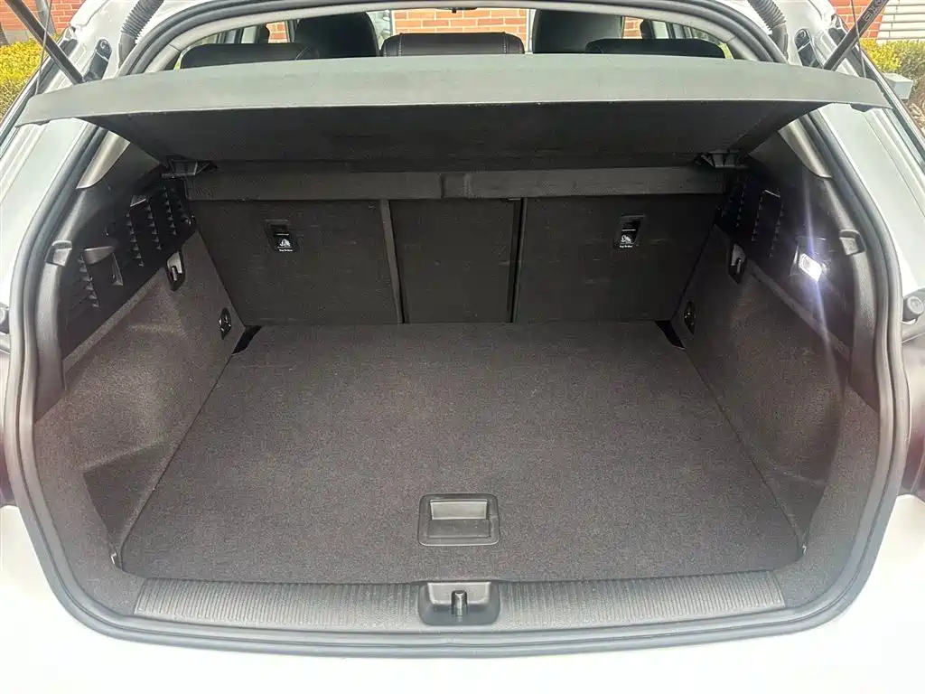 Audi Q2L 2024 35TFSI Progressive Elegance фото 19