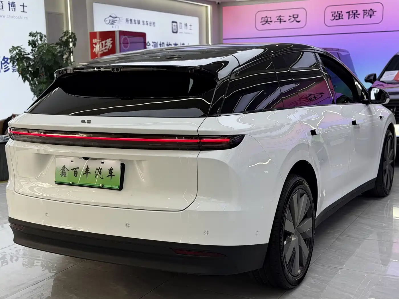 Li Auto i6 2026 2025 4WD Base Model