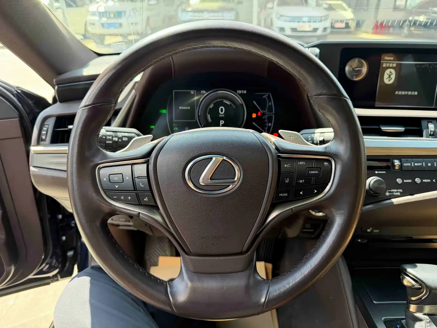 Lexus ES 2018 300h Excellence Edition China V фото 11