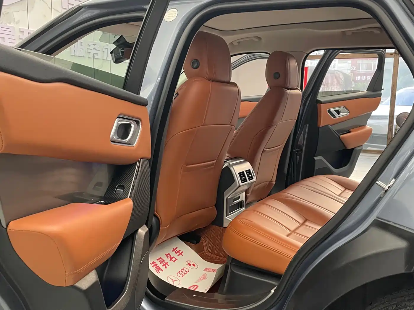 Land Rover Range Rover Velar 2020 P250 фото 13