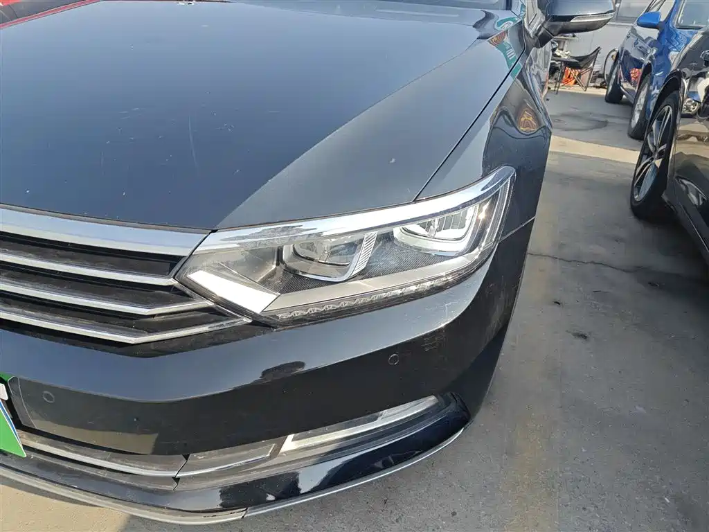 Volkswagen Magotan 2019 330TSI DSG Luxury China V фото 18