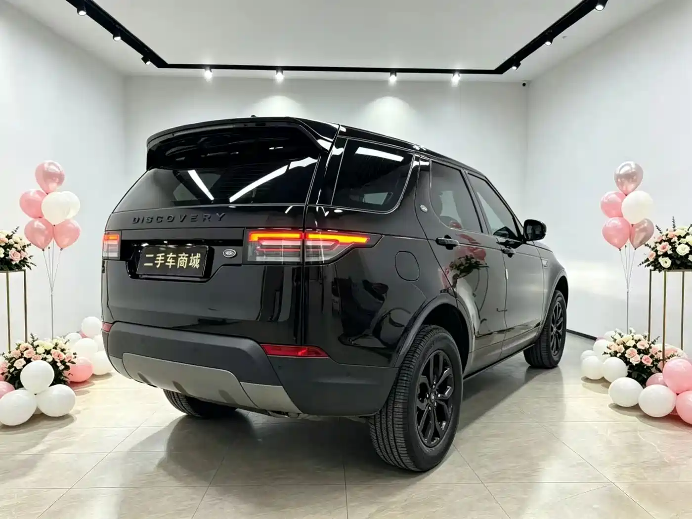 Land Rover Discovery 2020 3.0 SC V6 SE фото 4