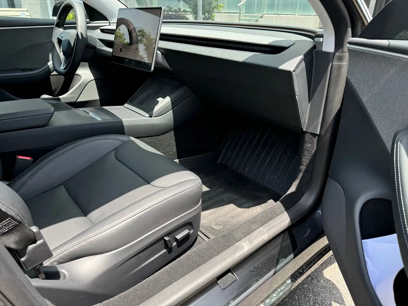 Tesla Model 3 2023 Rear-Wheel Drive фото 13