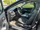 Фото 8 - Toyota Camry