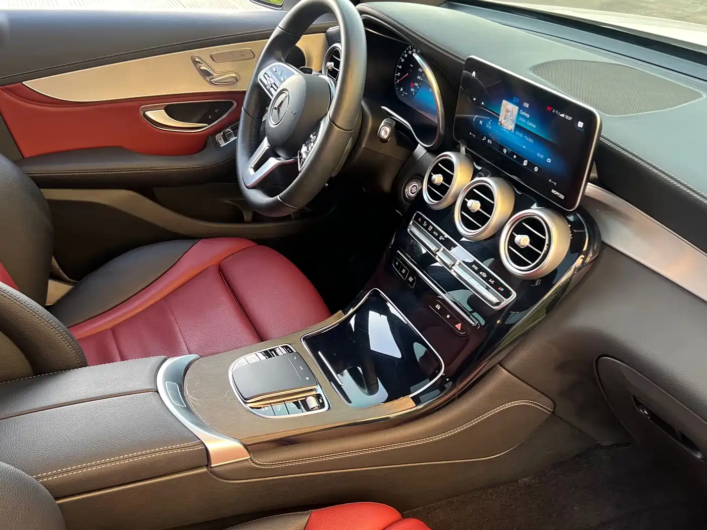 Mercedes-Benz GLC 2020 Facelift GLC 260 L 4MATIC Dynamic фото 19