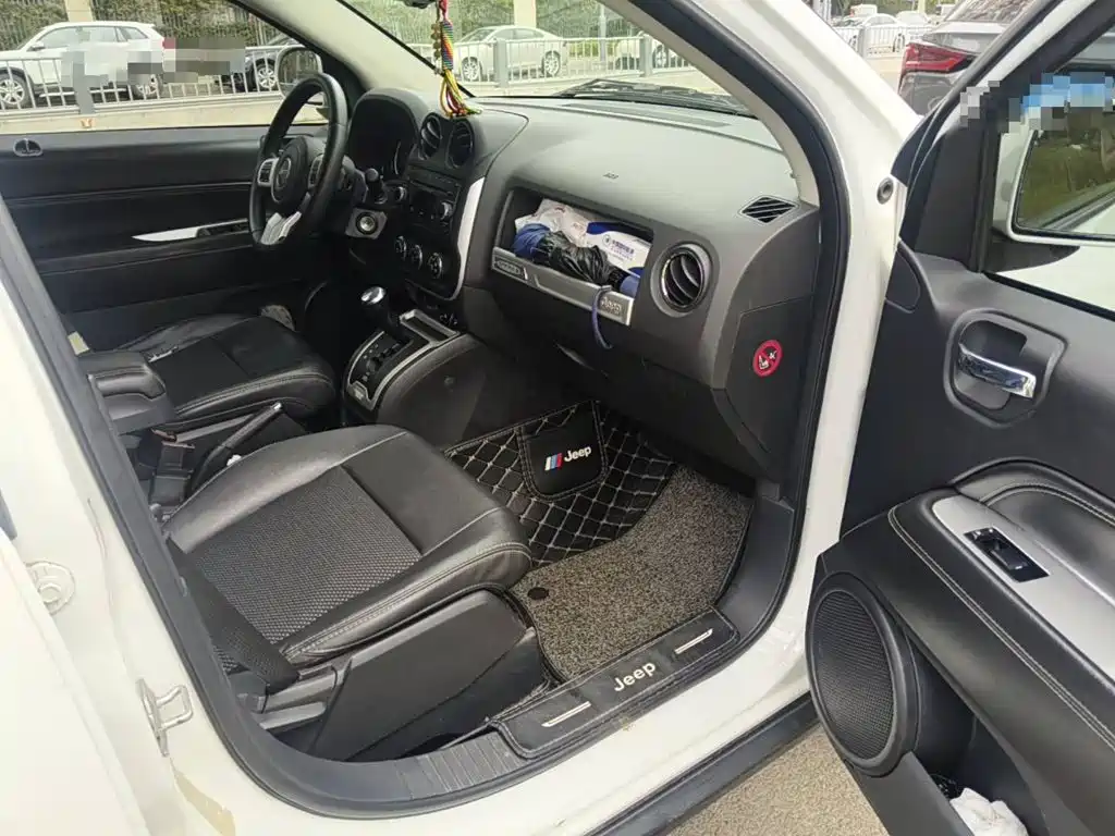 Jeep Compass (Import) 2014 2013 2.4L AWD Sport