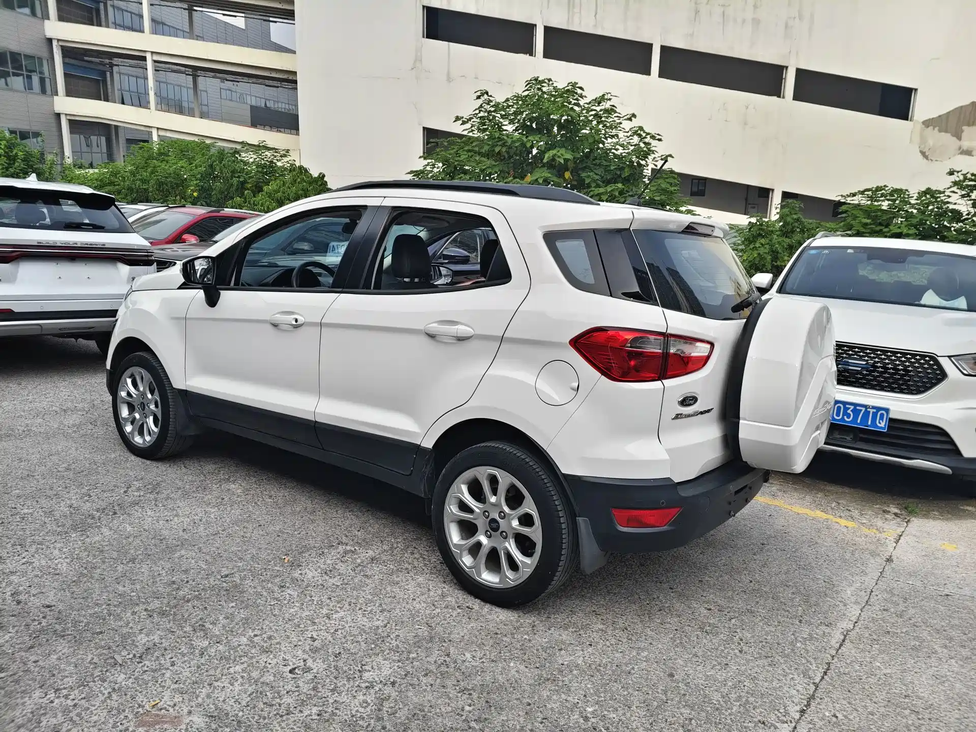 Фото 11 - Ford EcoSport