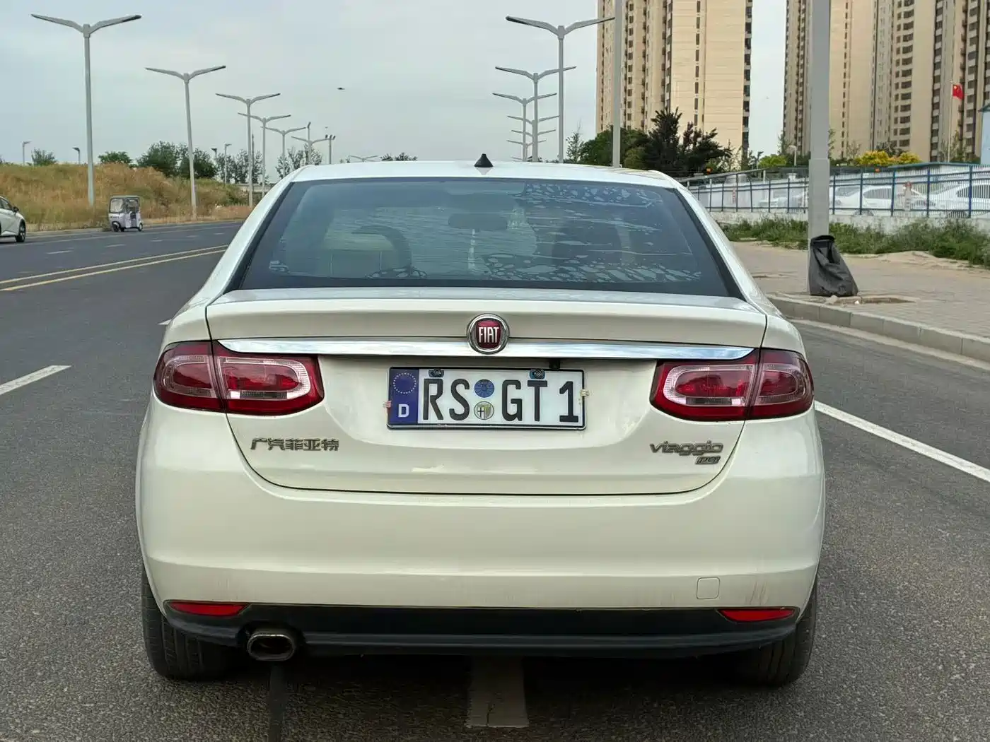 Fiat Viaggio 2013 2013 1.4T Anniversary Edition