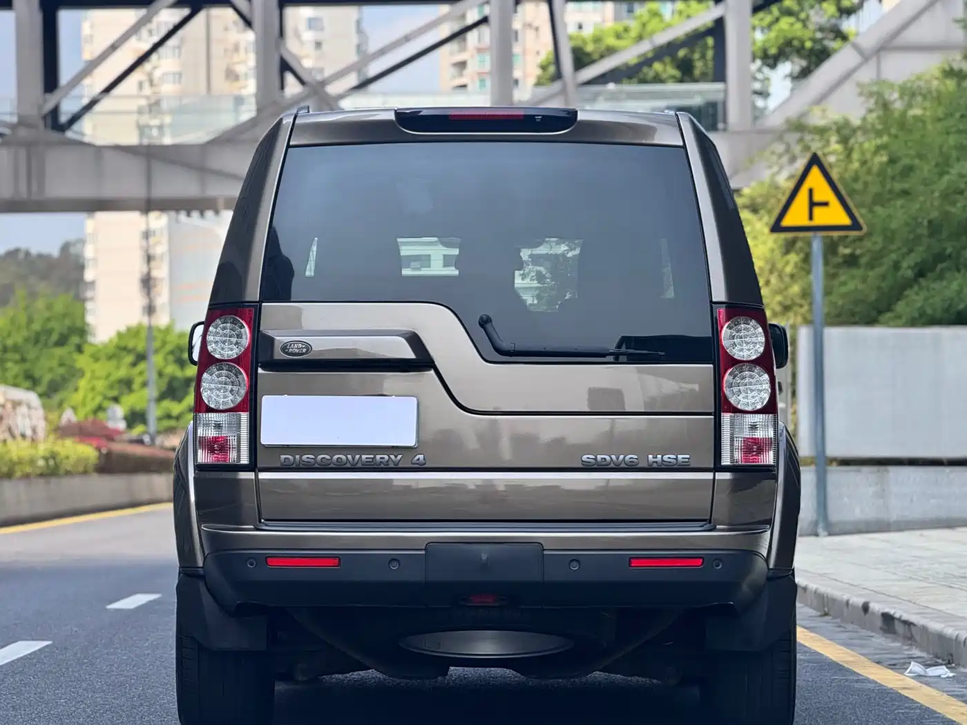 Land Rover Discovery 2012 3.0 SDV6 HSE Diesel фото 5