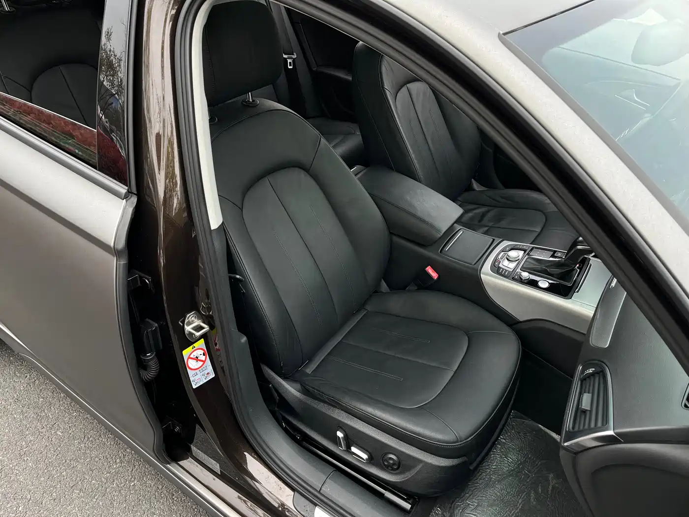 Audi A6 (Import) 2015 3.0T allroad quattro фото 16