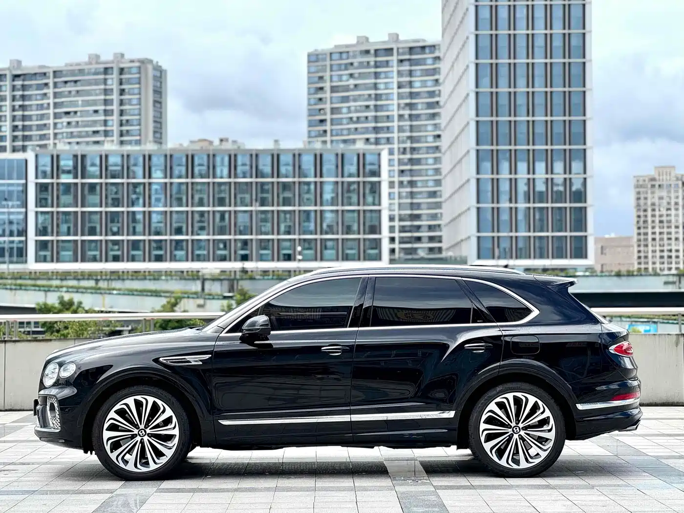 Bentley Bentayga Hybrid 2024 2021 3.0T PHEV