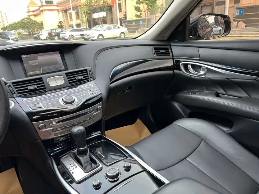 Infiniti Q70 2018 2017 Q70L 2.5L Elite Edition