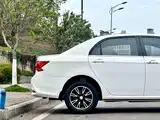 Фото 5 - BYD F3