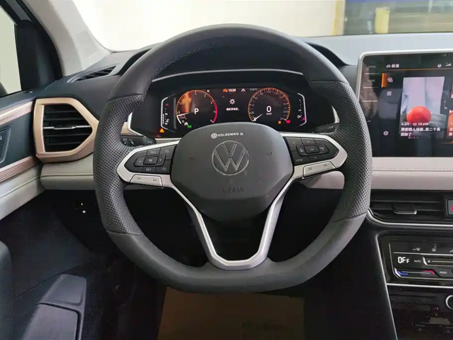 Volkswagen Tharu 2024 300TSI 2WD Full Moon Edition фото 15