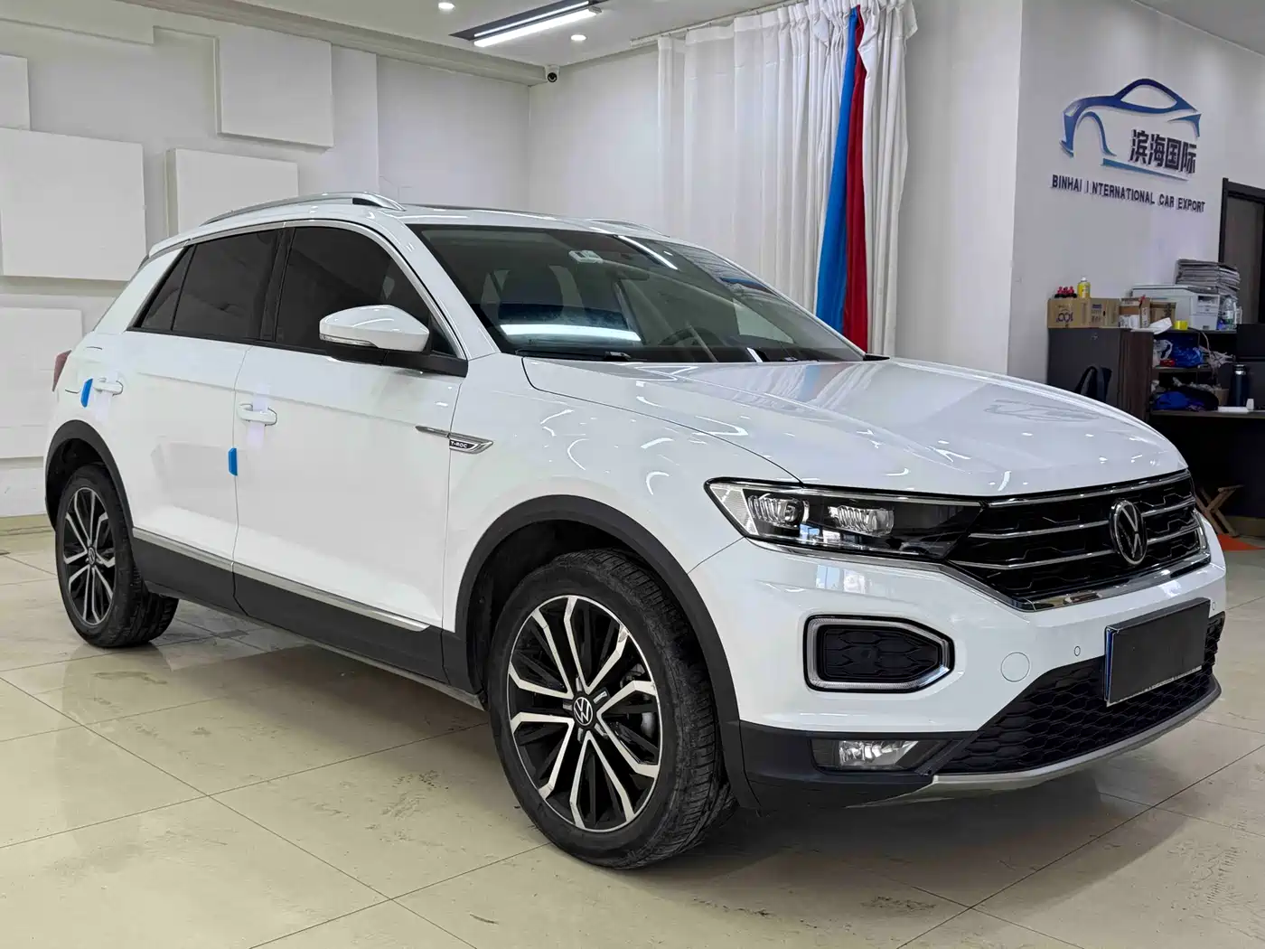 Volkswagen T-ROC 2022 280TSI DSG 2WD Comfort PLUS фото 3