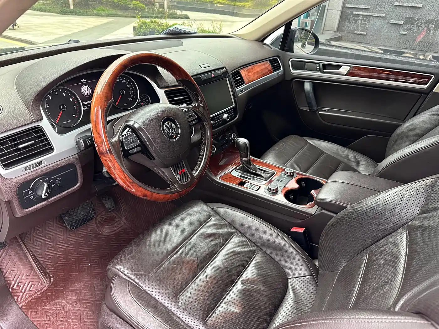 Volkswagen Touareg 2014 3.0TSI New Edge Edition фото 7