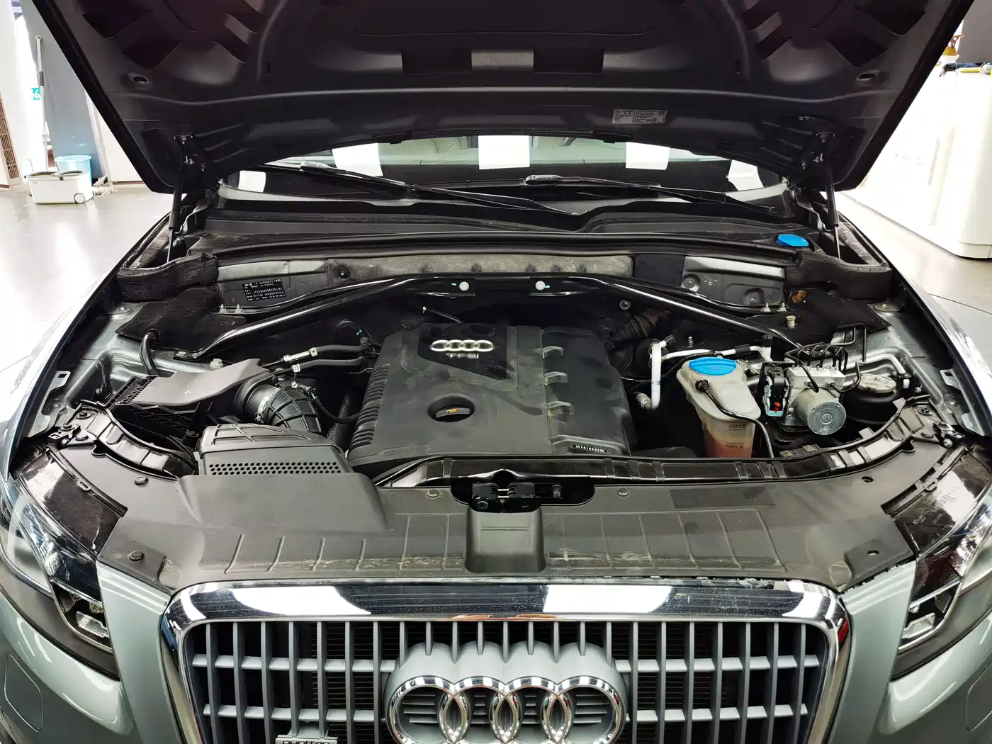 Audi Q5 2011 2012 2.0TFSI Comfort