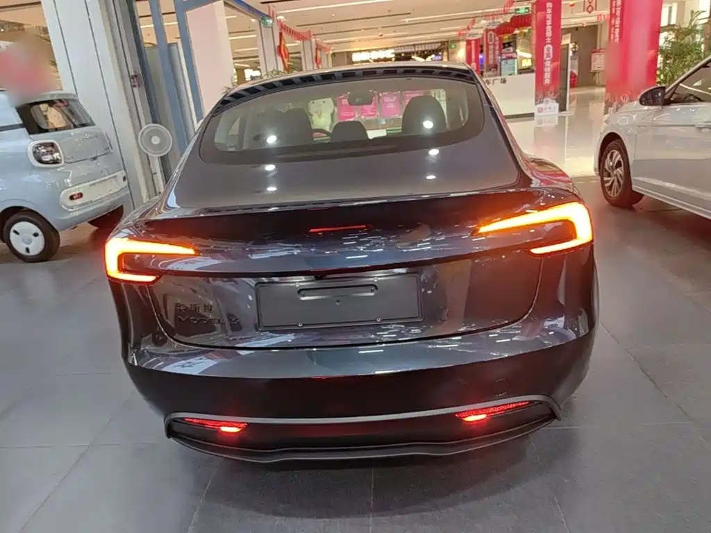 Tesla Model 3 2026 2025 Model Rear-Wheel Drive Edition