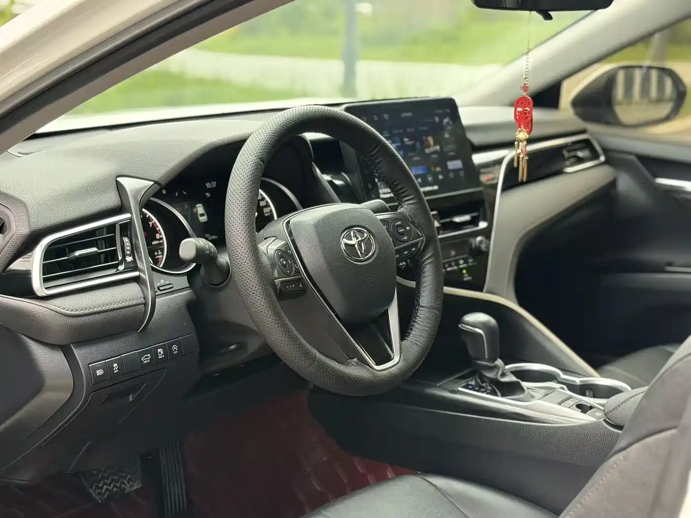 Toyota Camry 2023 2.0G Luxury Edition фото 24
