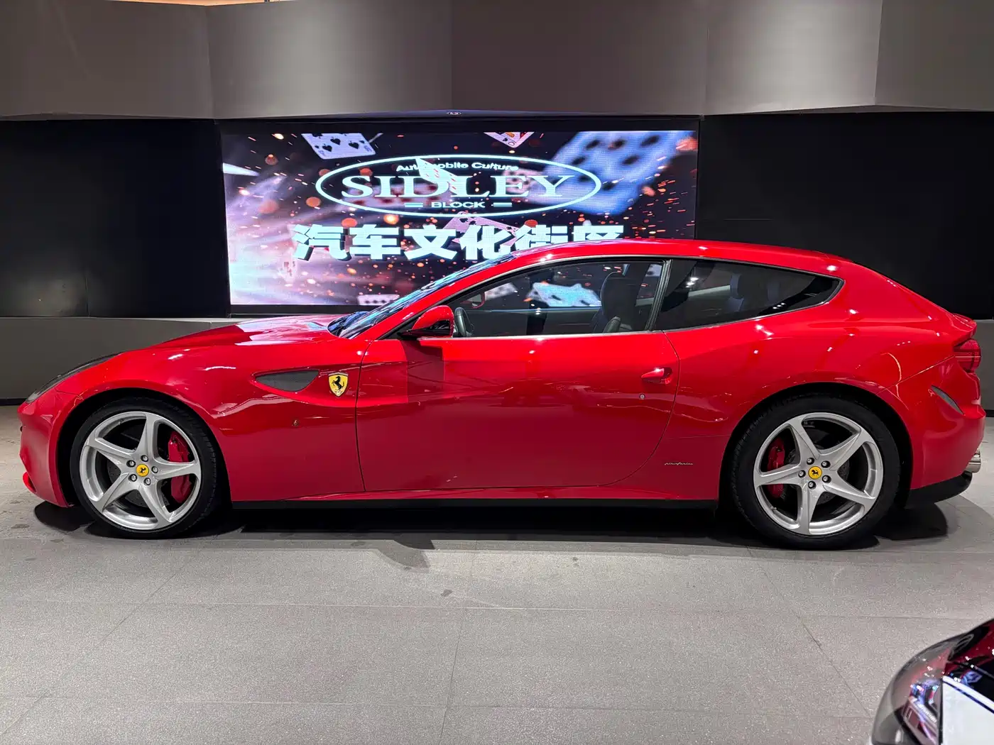 Ferrari FF 2014 2012 6.3L V12