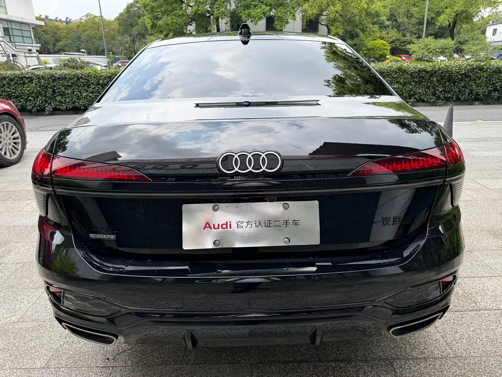 Photo 6 - Audi A6L