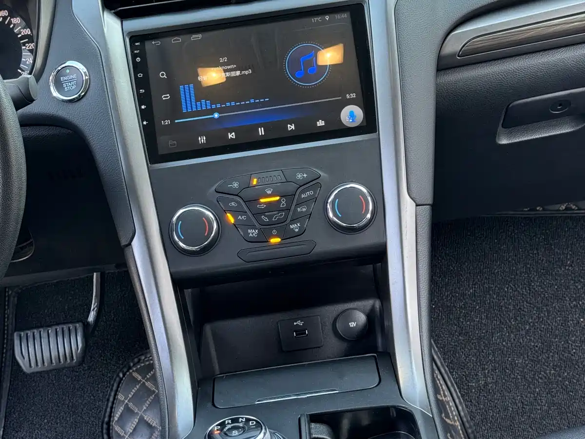FORD MONDEO