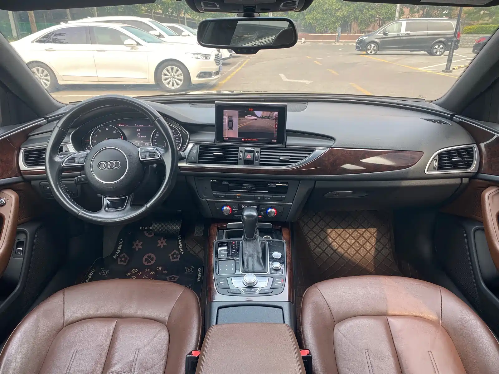 صورة 6 - Audi A6L