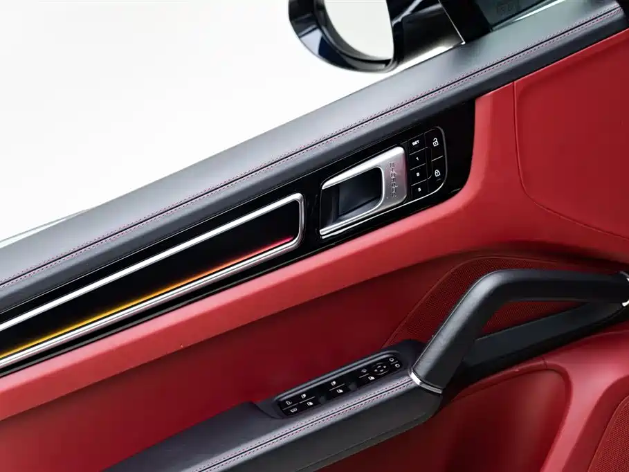 PORSCHE CAYENNE NEW ENERGY