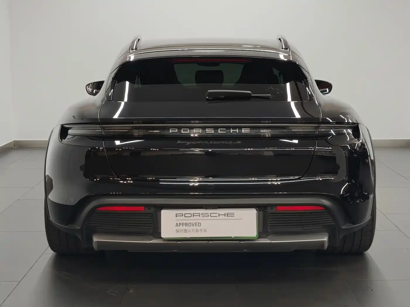 Porsche Taycan 2025 2024 Taycan 4 Cross Turismo
