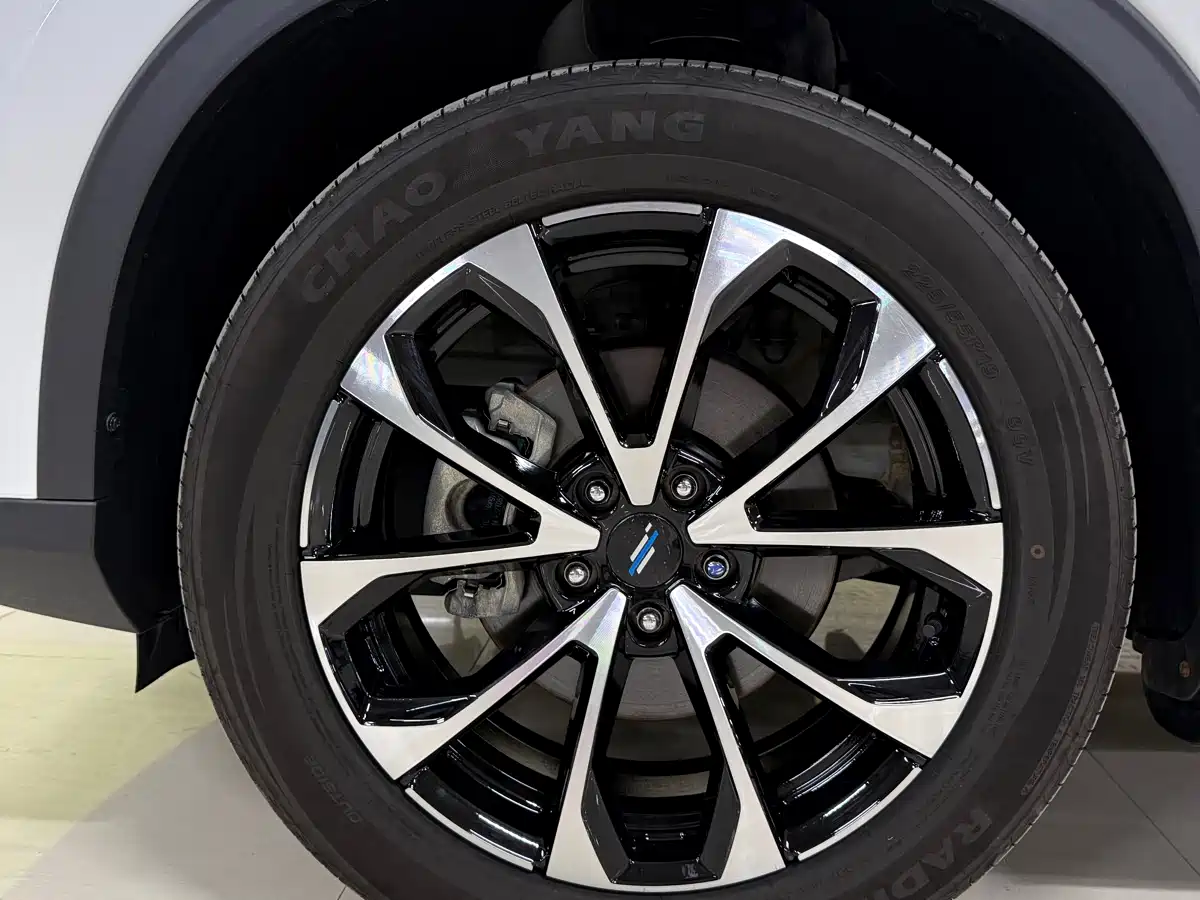 CHANGAN CHANGAN AUCHAN X7 PLUS