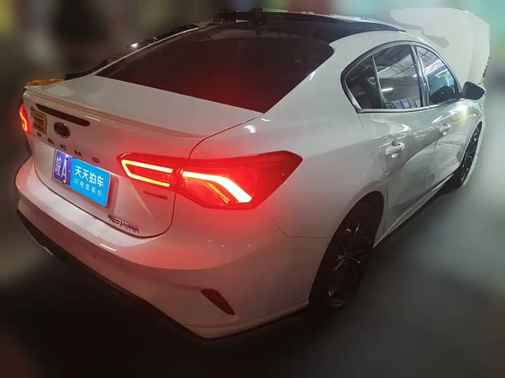 Ford Focus 2022 2022 Sedan EcoBoost 180 Automatic ST Line