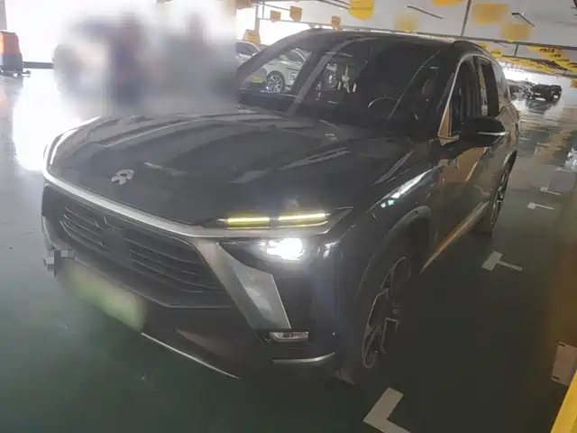 NIO ES8 2020