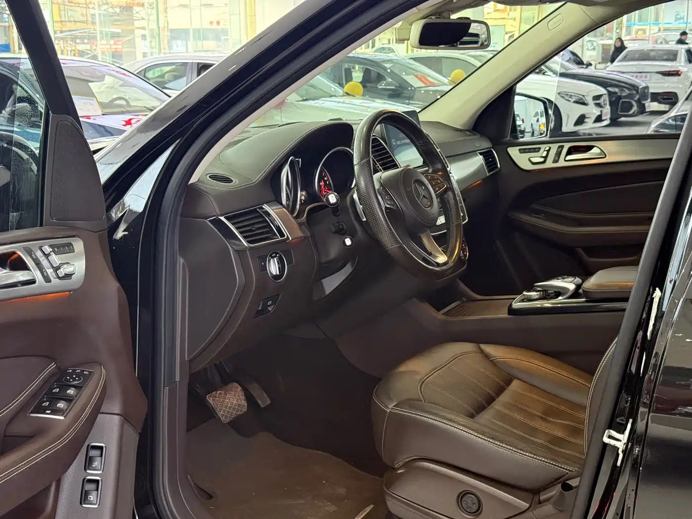 Mercedes-Benz GLS 2017 GLS 400 4MATIC Dynamic фото 4