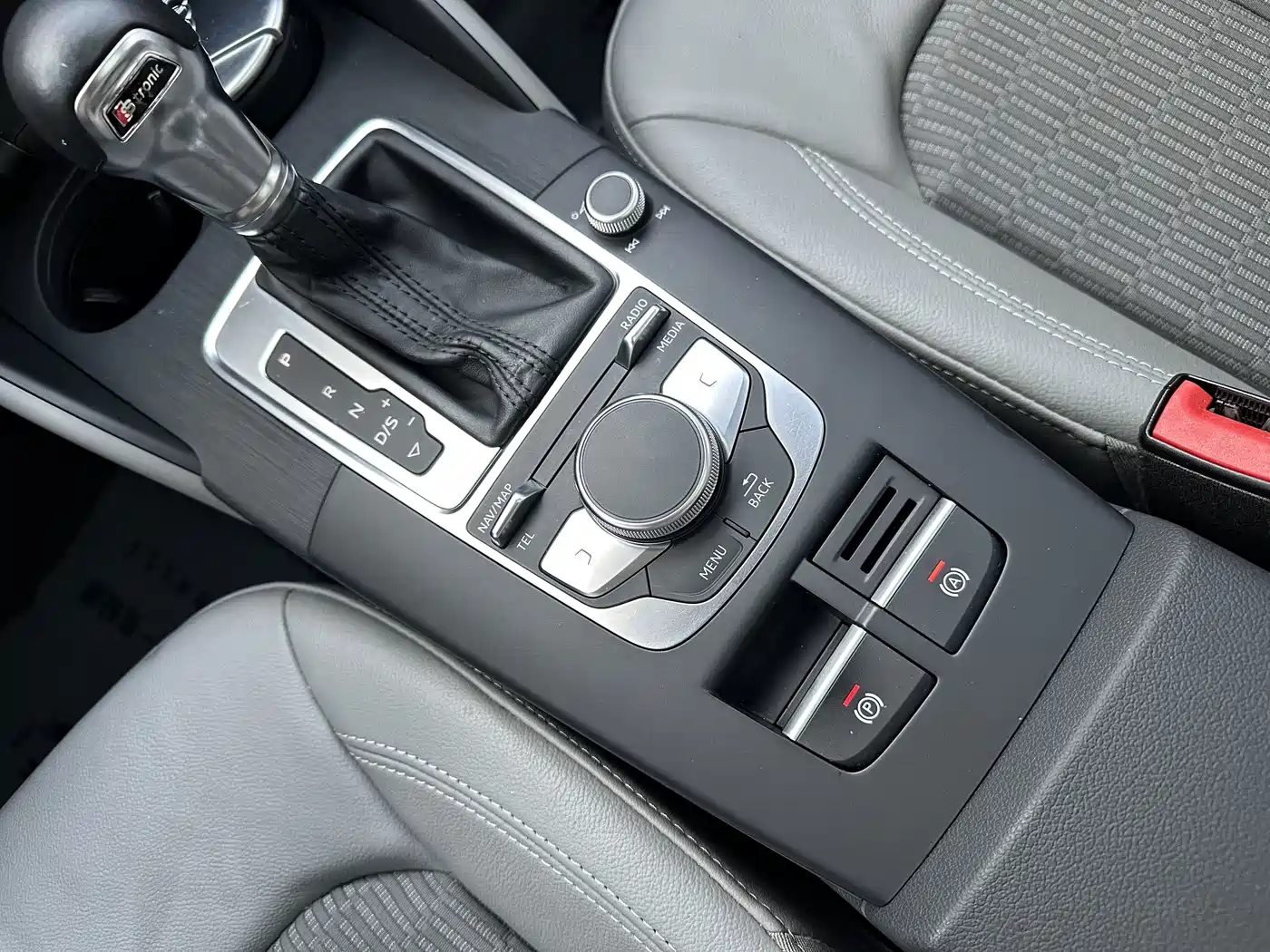 Photo 13 - Audi A3
