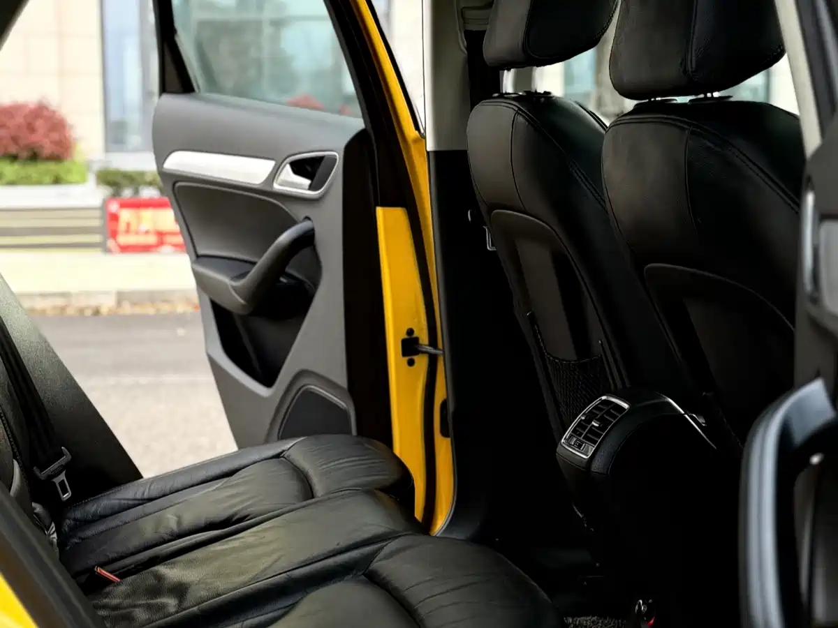 Audi Q3 2017 30 TFSI Style фото 9