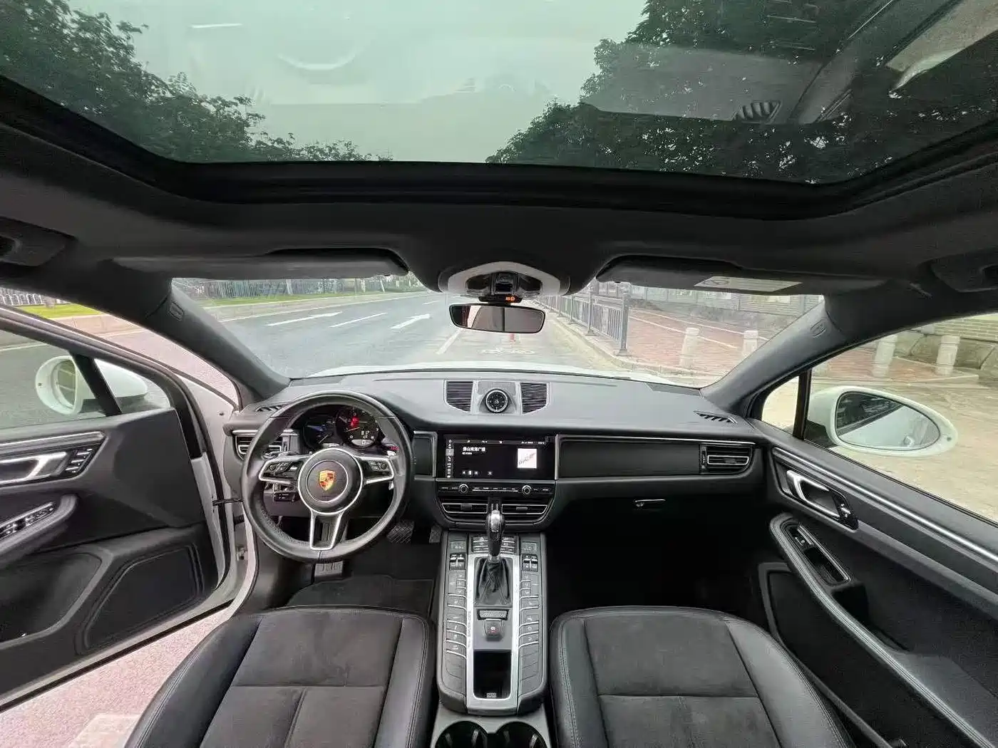 Porsche Macan 2018 Macan 2.0T фото 8