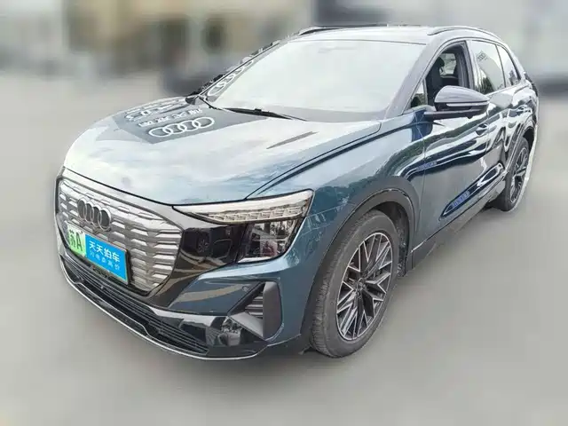Audi Q5 e-tron 2023 40 e-tron Starlight Edition Mecha Package — фото 1