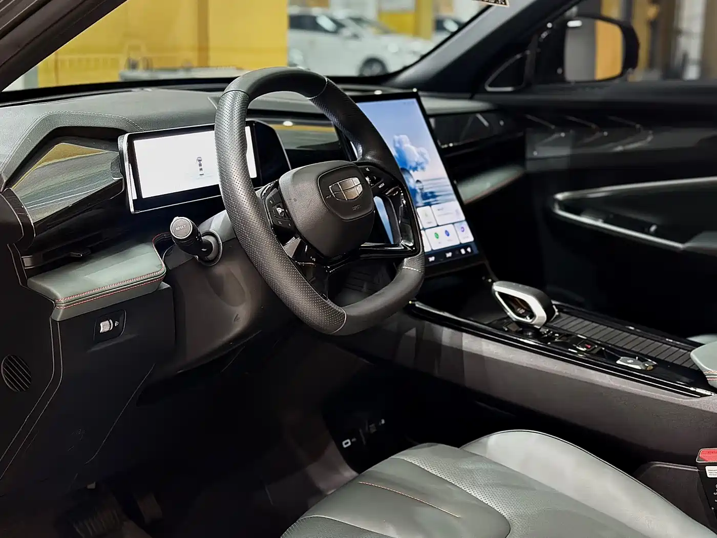 GEELY AUTOMOBILE BOYUE